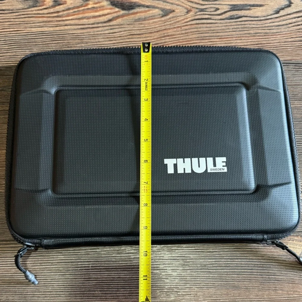 Thule Hard Sided Laptop/Tablet Case